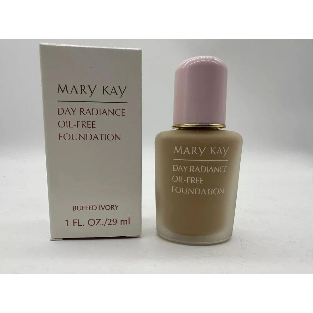 NOS -‎ Mary Kay Day Radiance Oil-Free Foundation 1fl oz Buffed Ivory 6345
